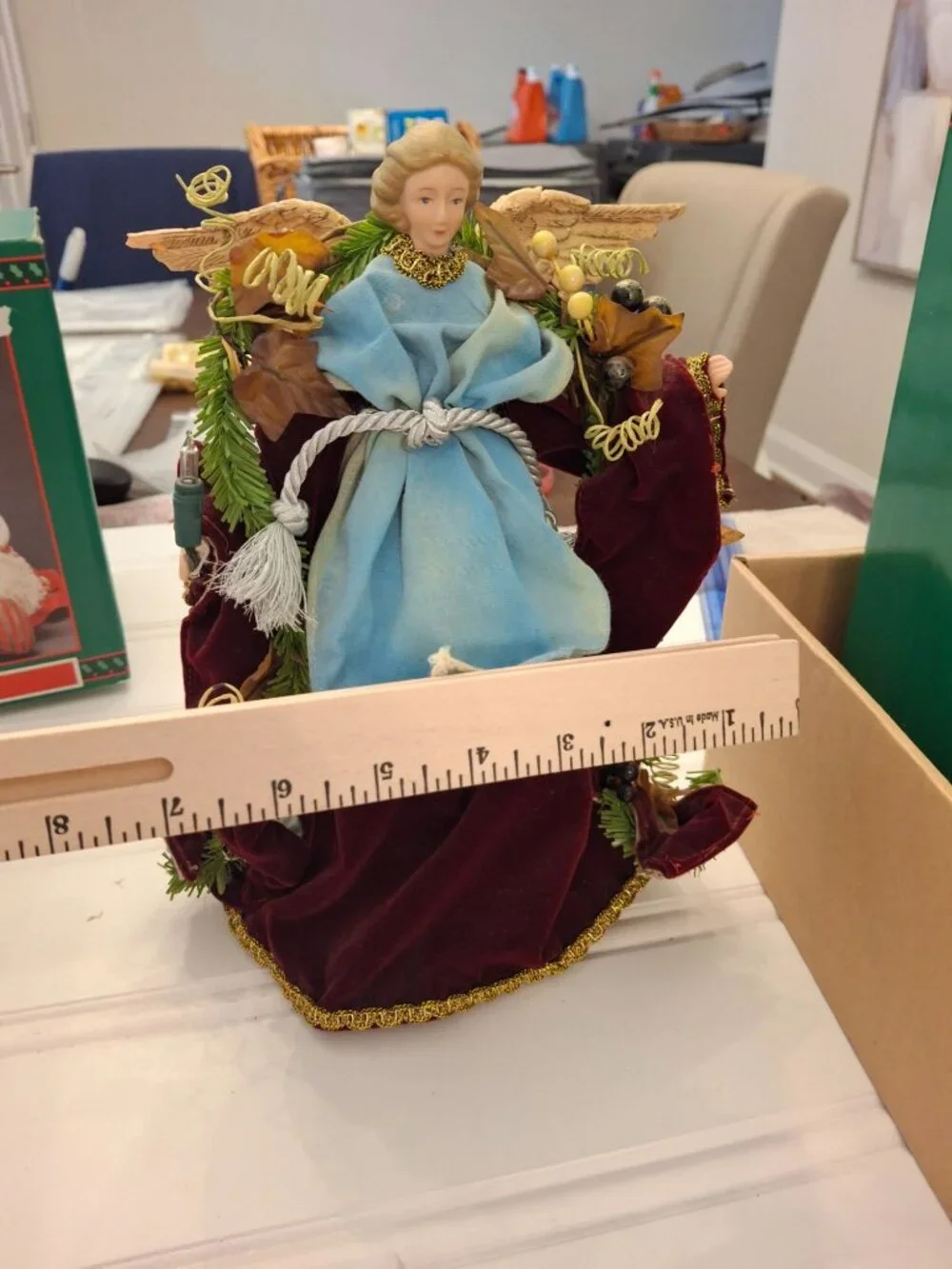 VTG House of Lloyd Neopolitan Angel Tree Topper Christmas Around World Box